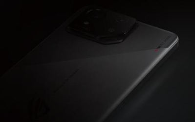 ROG游戏手机8外观曝光！直屏颜值高 1月16日发布